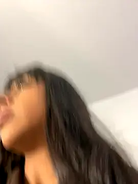 Snapshot of Aleja_ruizz chatting on 26, 11, 2025 Aleja ruizz online show from 26, 11, 2025