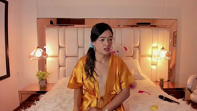 Snapshot of ValeriaPrado chatting on 2, 10, 2025 ValeriaPrado online show from 2, 10, 2025