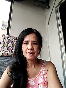 Snapshot of Prettysweetmum chatting on 27, 9, 2025 Prettysweetmum online show from 27, 9, 2025