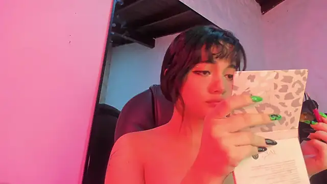 Darky Doll online show from 7, 10, 2025