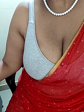 Snapshot of tami_lavanya chatting on 16, 10, 2025 tami lavanya online show from 16, 10, 2025