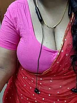 Snapshot of tami_lavanya chatting on 19, 7, 2026 tami lavanya online show from 19, 7, 2026