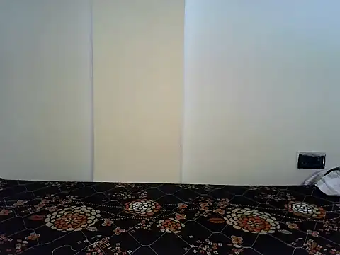 Snapshot of MYRA_GIRL21 chatting on 17, 9, 2025 MYRA GIRL21 online show from 17, 9, 2025