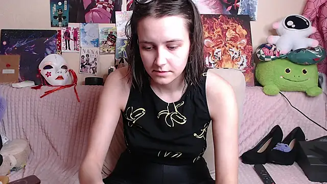 AliceChio online show from 4, 12, 2025