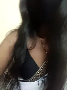 Snapshot of kavya-telugu84 chatting on 23, 9, 2025 kavya-telugu84 online show from 23, 9, 2025