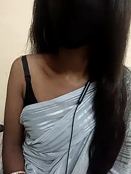 Snapshot of kavya-telugu84 chatting on 15, 10, 2025 kavya-telugu84 online show from 15, 10, 2025
