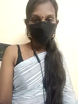 Snapshot of kavya-telugu84 chatting on 16, 10, 2025 kavya-telugu84 online show from 16, 10, 2025