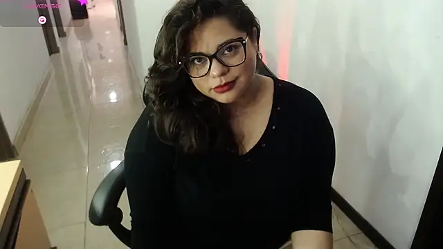 merly chica online show from 8, 10, 2025