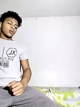 Snapshot of Manuel_Mateus1 chatting on 8, 10, 2025 Manuel Mateus1 online show from 8, 10, 2025