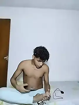 Snapshot of Manuel_Mateus1 chatting on 27, 10, 2025 Manuel Mateus1 online show from 27, 10, 2025