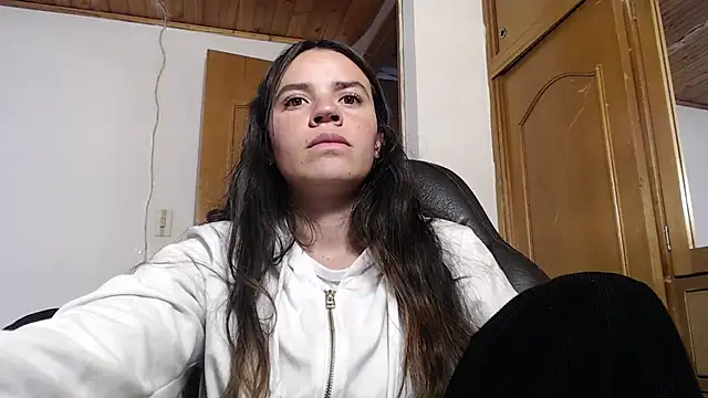 Snapshot of Skylar_Serenity chatting on 3, 10, 2025 Skylar Serenity online show from 3, 10, 2025