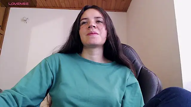 Snapshot of Skylar_Serenity chatting on 20, 11, 2025 Skylar Serenity online show from 20, 11, 2025