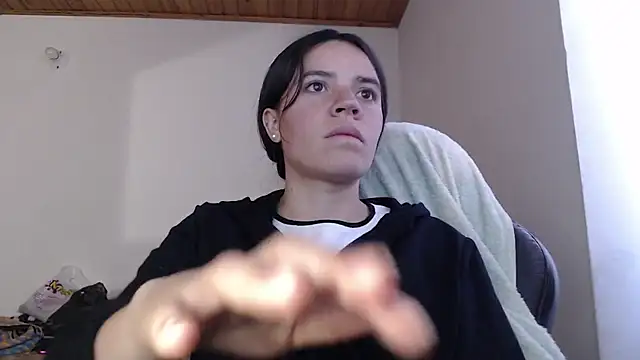 Snapshot of Skylar_Serenity chatting on 15, 12, 2025 Skylar Serenity online show from 15, 12, 2025