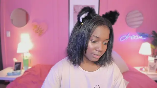 Snapshot of Annia_DH chatting on 24, 9, 2025 Annia DH online show from 24, 9, 2025