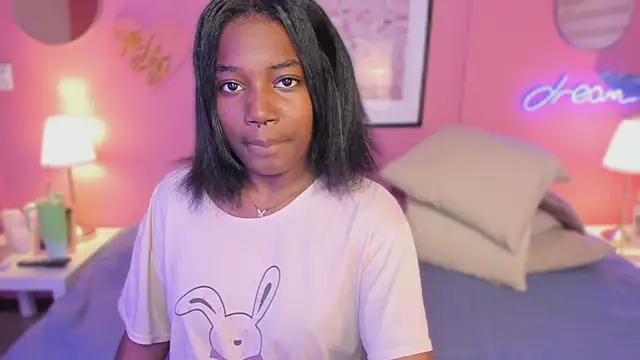 Snapshot of Annia_DH chatting on 1, 10, 2025 Annia DH online show from 1, 10, 2025