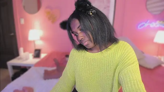 Snapshot of Annia_DH chatting on 23, 10, 2025 Annia DH online show from 23, 10, 2025