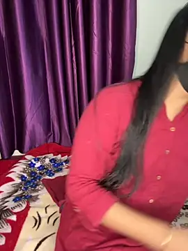 Snapshot of best_couple19 chatting on 13, 9, 2025 best couple19 online show from 13, 9, 2025