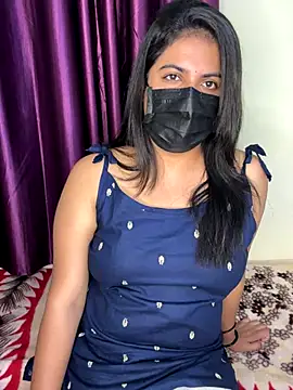Snapshot of best_couple19 chatting on 17, 9, 2025 best couple19 online show from 17, 9, 2025