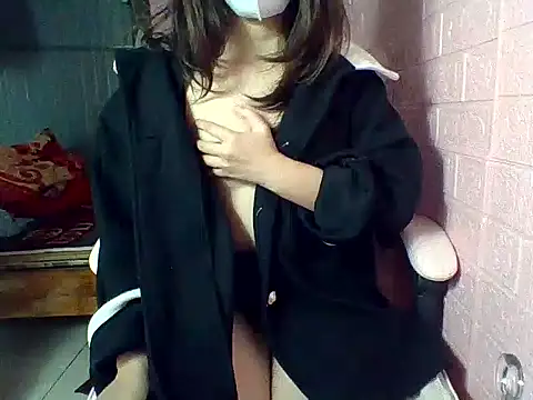 Snapshot of Seri202 chatting on 4, 11, 2025 Seri202 online show from 4, 11, 2025