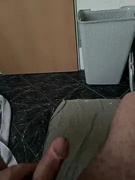 Snapshot of geilheit12 chatting on 4, 2, 2026 geilheit12 online show from 4, 2, 2026