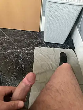 Snapshot of geilheit12 chatting on 2, 3, 2026 geilheit12 online show from 2, 3, 2026