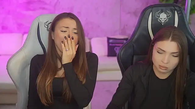 Snapshot of Luna_secretgirl chatting on 29, 10, 2025 Luna secretgirl online show from 29, 10, 2025