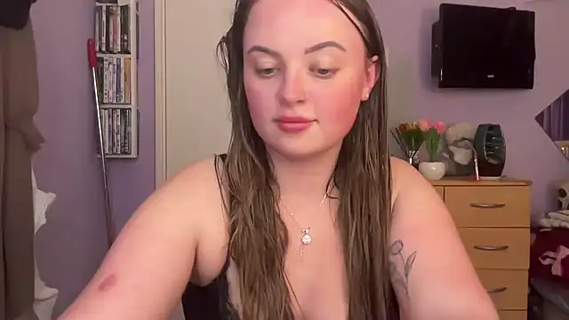 SexySashaxox online show from 17, 2, 2026