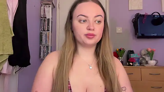 SexySashaxox online show from 7, 3, 2026