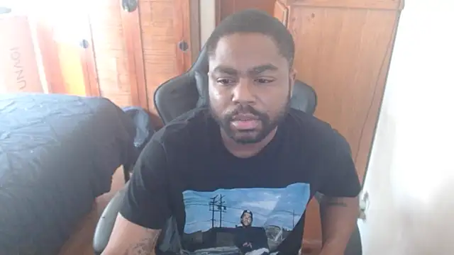 Snapshot of Breadwinnah chatting on 11, 9, 2025 Breadwinnah online show from 11, 9, 2025