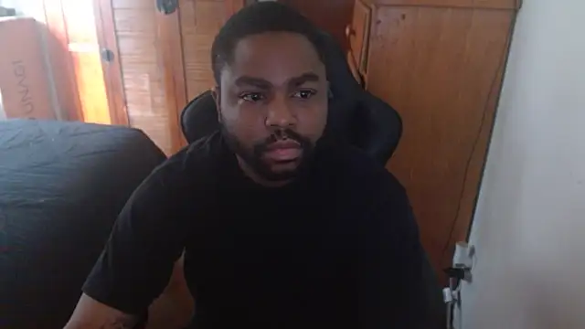 Snapshot of Breadwinnah chatting on 15, 9, 2025 Breadwinnah online show from 15, 9, 2025