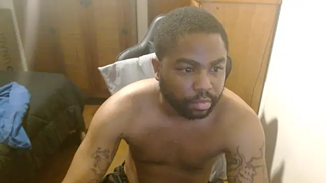 Snapshot of Breadwinnah chatting on 18, 9, 2025 Breadwinnah online show from 18, 9, 2025