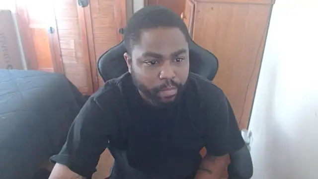 Snapshot of Breadwinnah chatting on 18, 9, 2025 Breadwinnah online show from 18, 9, 2025