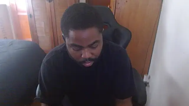 Snapshot of Breadwinnah chatting on 20, 9, 2025 Breadwinnah online show from 20, 9, 2025