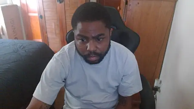 Snapshot of Breadwinnah chatting on 21, 9, 2025 Breadwinnah online show from 21, 9, 2025