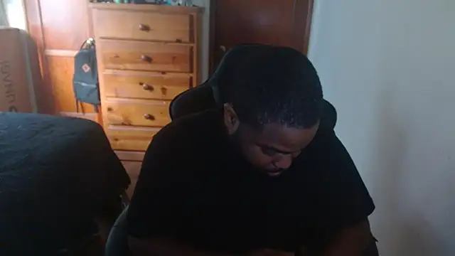 Snapshot of Breadwinnah chatting on 30, 9, 2025 Breadwinnah online show from 30, 9, 2025