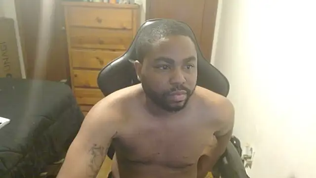 Snapshot of Breadwinnah chatting on 1, 10, 2025 Breadwinnah online show from 1, 10, 2025