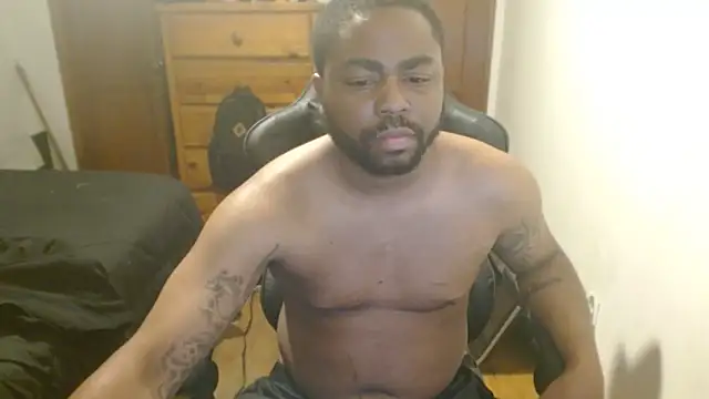 Snapshot of Breadwinnah chatting on 10, 10, 2025 Breadwinnah online show from 10, 10, 2025