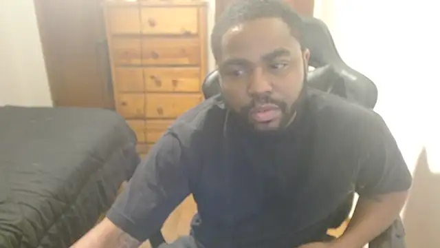 Snapshot of Breadwinnah chatting on 16, 10, 2025 Breadwinnah online show from 16, 10, 2025