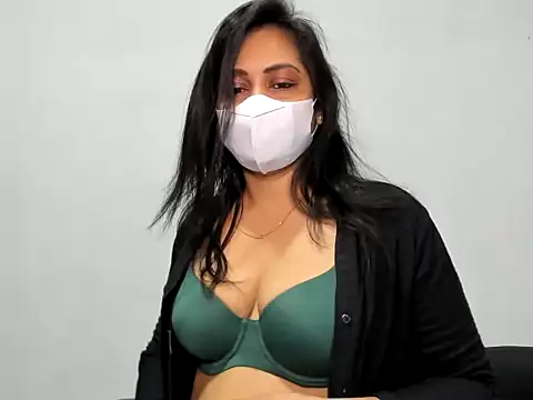 Crazy Cat1995 online show from 16, 12, 2025