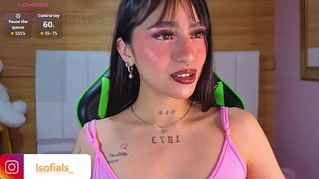 Snapshot of Abril_Velvet_a_ chatting on 18, 2, 2026 Abril Velvet a online show from 18, 2, 2026
