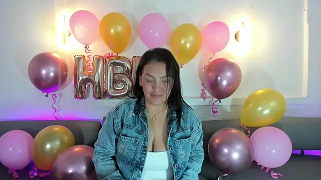 Snapshot of Scarlett_Bj chatting on 17, 11, 2025 Scarlett Bj online show from 17, 11, 2025