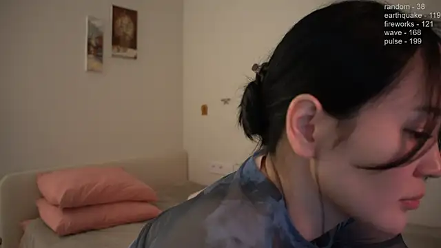 Snapshot of _JiKey_ chatting on 29, 12, 2024 JiKey online show from 29, 12, 2024