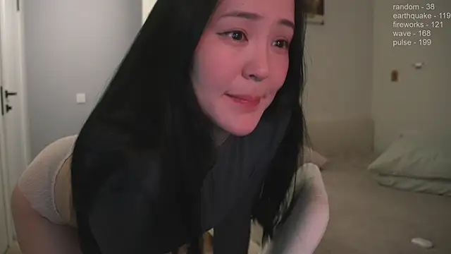 Snapshot of _JiKey_ chatting on 5, 2, 2025 JiKey online show from 5, 2, 2025