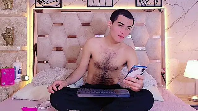 Snapshot of alessandro_musk chatting on 27, 6, 2026 alessandro musk online show from 27, 6, 2026