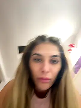 Snapshot of KaseyQuinn_ chatting on 16, 9, 2025 KaseyQuinn online show from 16, 9, 2025