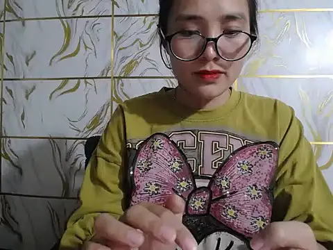 Snapshot of Lyzizi_lovely09 chatting on 8, 7, 2026 Lyzizi lovely09 online show from 8, 7, 2026