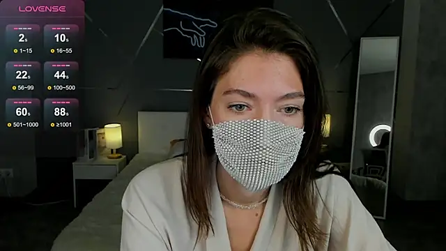 Snapshot of take_me_to_moon chatting on 24, 10, 2025 take me to moon online show from 24, 10, 2025