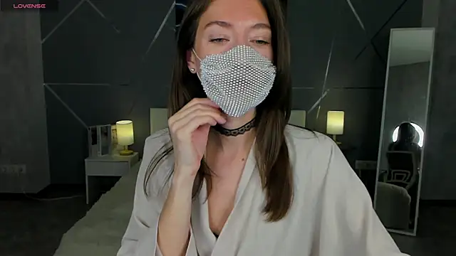 Snapshot of take_me_to_moon chatting on 4, 11, 2025 take me to moon online show from 4, 11, 2025