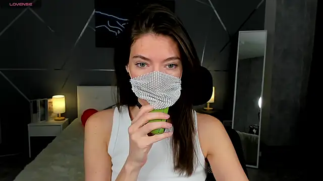 Snapshot of take_me_to_moon chatting on 11, 11, 2025 take me to moon online show from 11, 11, 2025