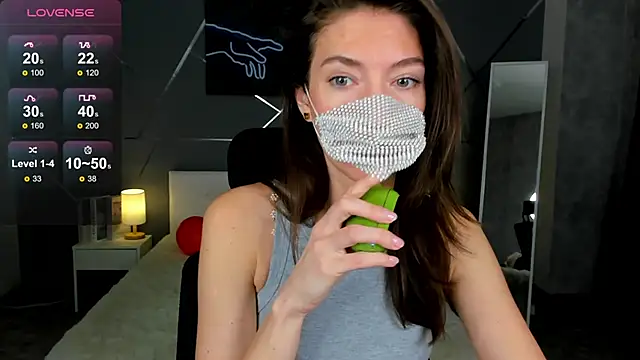 Snapshot of take_me_to_moon chatting on 12, 11, 2025 take me to moon online show from 12, 11, 2025